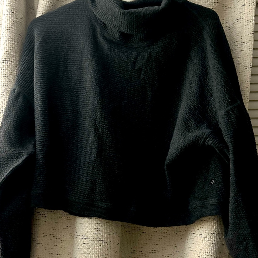 Lululemon super soft turtleneck